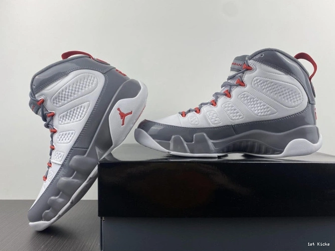 1st Kicks Shoes 9 Jordan CT8019-162 Red Fire Air 0726